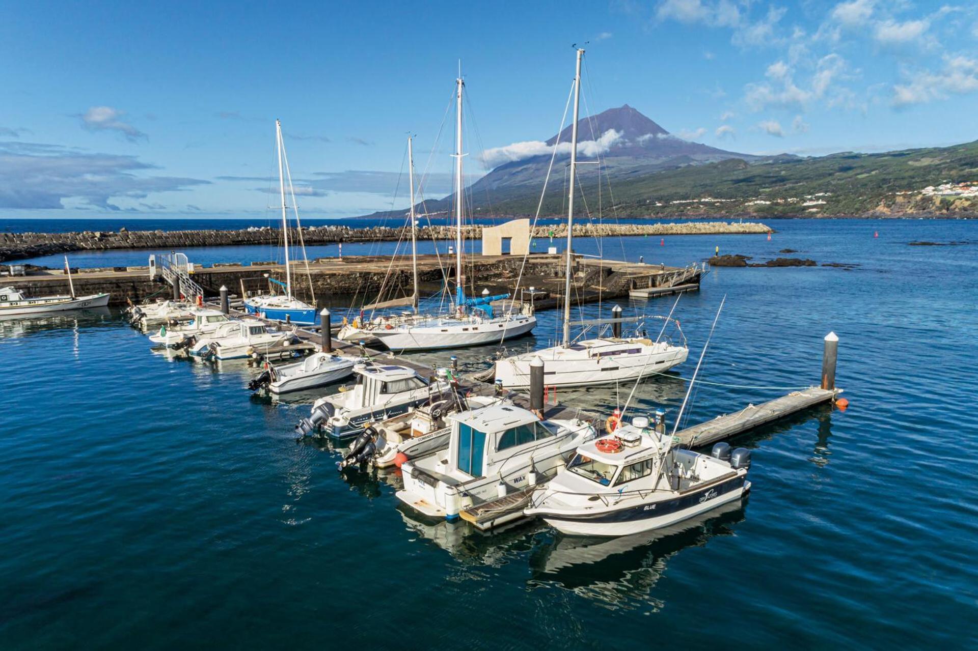 Engenho Hostel Lajes do Pico Esterno foto